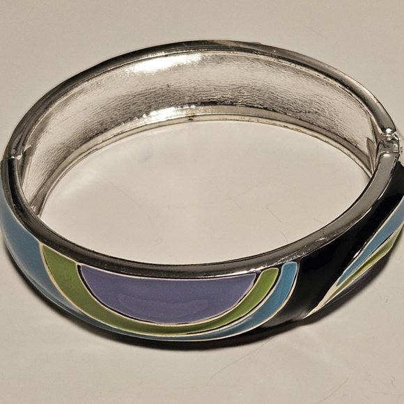 Source Unknown Jewelry - Fun 60's Vibe Enamelware Hinged Bracelet